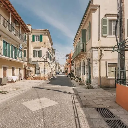 Corfu Portside Studio! Апартаменты Mantouki